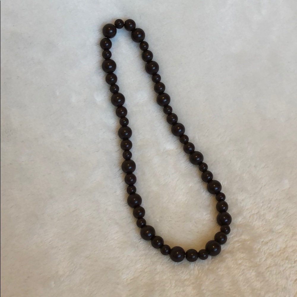 🌀 Brown Beaded Necklace